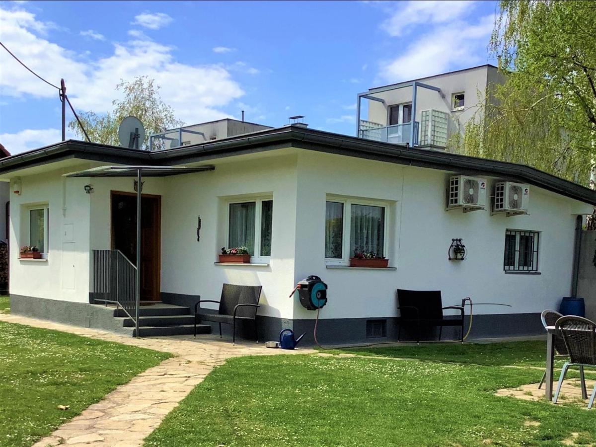 Holiday Home Bungalow Leopoldau By Interhome Wien Exterior foto